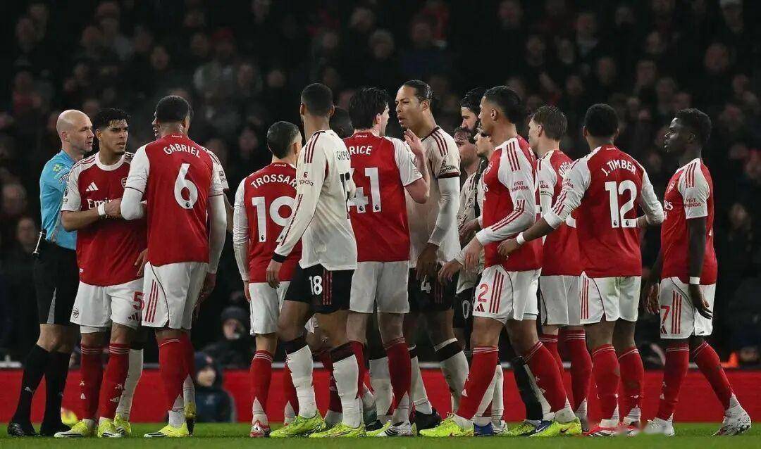 里程碑夜！利物浦刷新队史纪录，欧篮联冲刺阶段刷纪录，赛场秩序良好，赛季目标并未改变的简单介绍