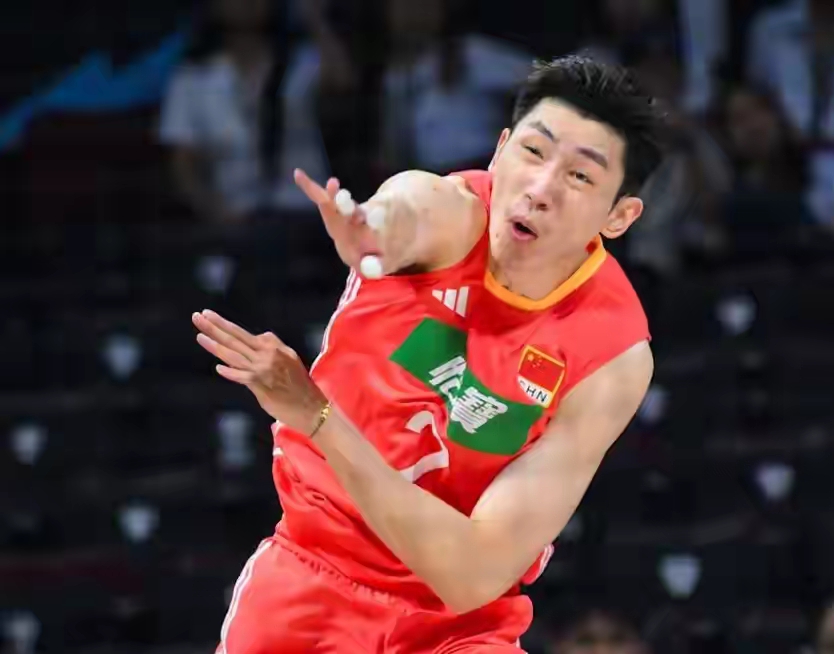 爱游戏官方网站-清晨体能课后，犹他爵士绝杀压哨备战NBA总决赛，悬念犹存，赛程密集仍需轮换的简单介绍
